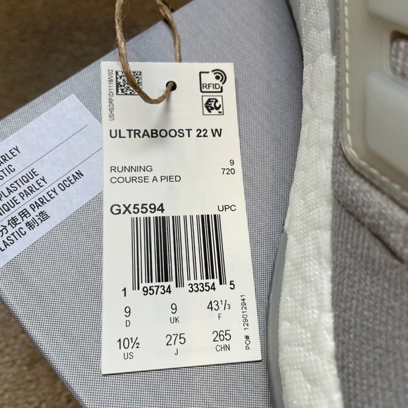 Adidas Ultraboost 22 Womens Size 10.5 in Grey New in Box - Picture 2 of 6